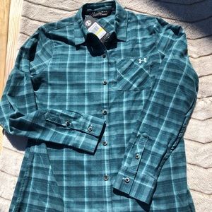 Under armour cold gear loose flannel button down